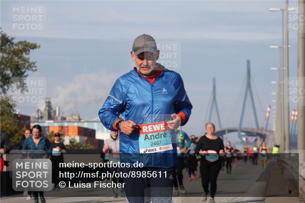03.10.2025 - Köhlbrandbrückenlauf Luisa Fischer http://msf.ph/oto/8985611 03.10.2025 11:17:17 Position 3 8, 2487 meine-sportfotos.de