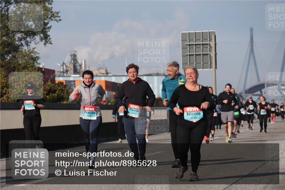 03.10.2025 - Köhlbrandbrückenlauf Luisa Fischer http://msf.ph/oto/8985628 03.10.2025 11:17:20 Position 3 3442, 3437, 3130 meine-sportfotos.de