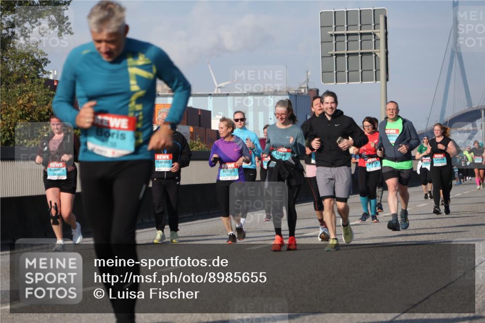 03.10.2025 - Köhlbrandbrückenlauf Luisa Fischer http://msf.ph/oto/8985655 03.10.2025 11:17:25 Position 3 3096, 3094, 311 meine-sportfotos.de