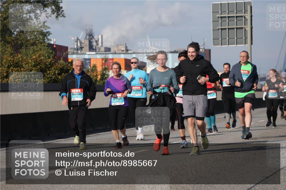 03.10.2025 - Köhlbrandbrückenlauf Luisa Fischer http://msf.ph/oto/8985667 03.10.2025 11:17:27 Position 3 3096, 3094, 2597, 311 meine-sportfotos.de