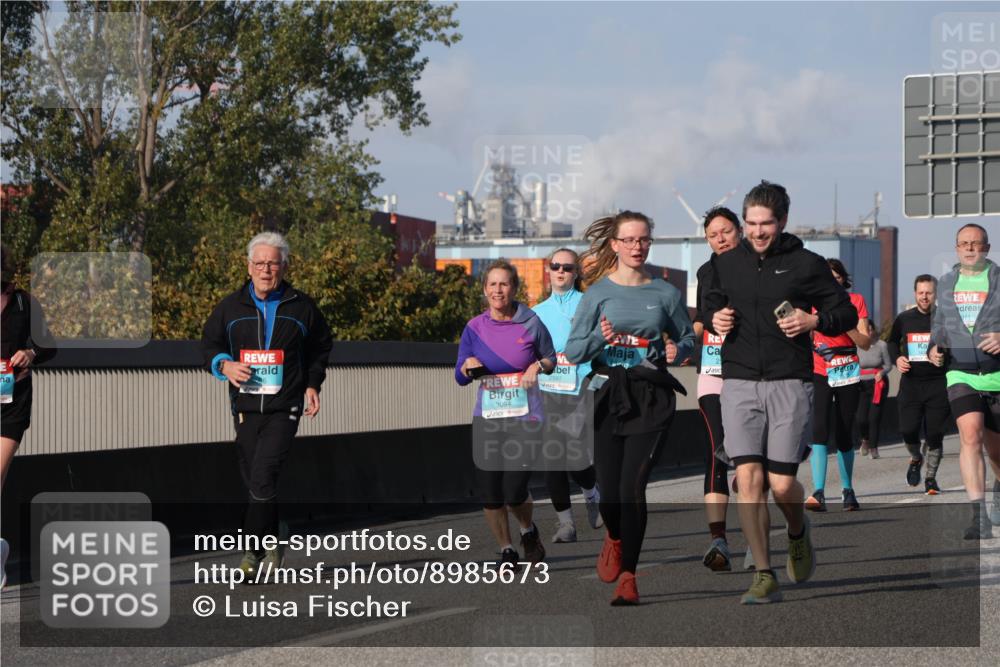03.10.2025 - Köhlbrandbrückenlauf Luisa Fischer http://msf.ph/oto/8985673 03.10.2025 11:17:28 Position 3 3094, 2597, 25, 311 meine-sportfotos.de