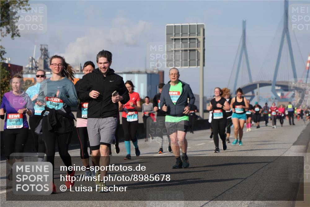03.10.2025 - Köhlbrandbrückenlauf Luisa Fischer http://msf.ph/oto/8985678 03.10.2025 11:17:29 Position 3 2597, 3094 meine-sportfotos.de