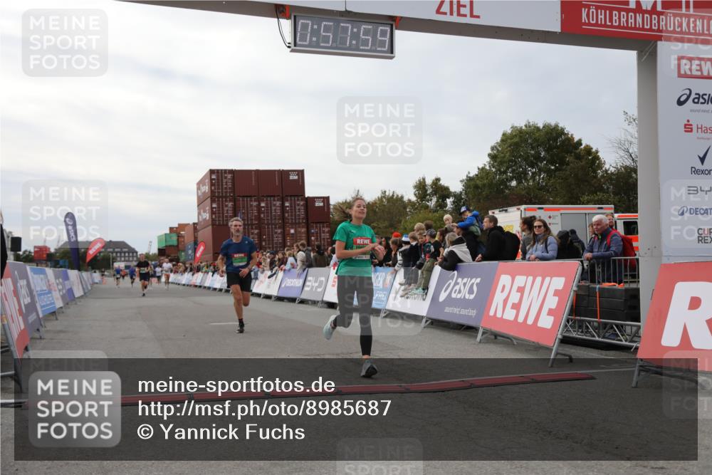 03.10.2025 - Köhlbrandbrückenlauf Yannick Fuchs http://msf.ph/oto/8985687 03.10.2025 15:57:58 Ziel 7029, 7051, 7087, 7131, 7352, 7577, 7614, 9438 meine-sportfotos.de
