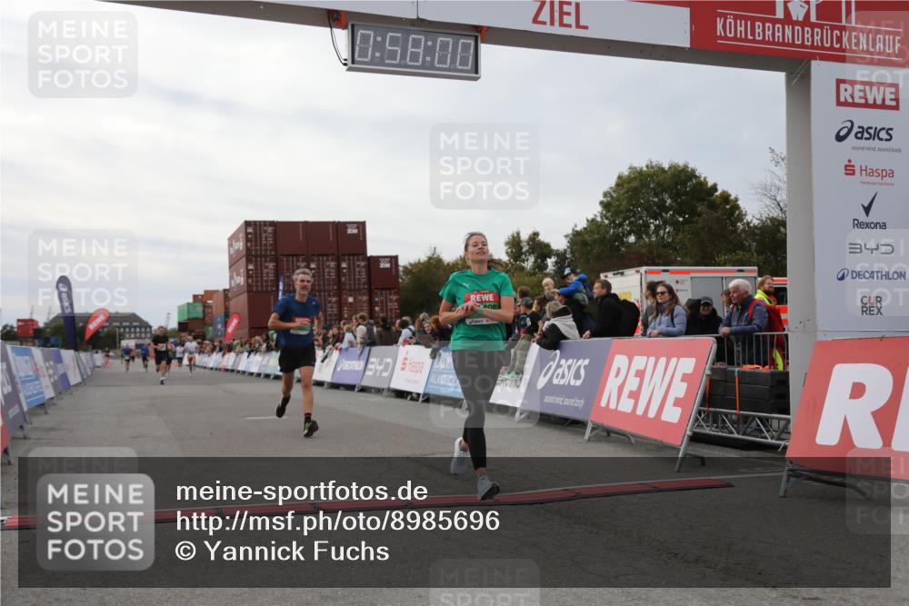 03.10.2025 - Köhlbrandbrückenlauf Yannick Fuchs http://msf.ph/oto/8985696 03.10.2025 15:57:58 Ziel 7029, 7051, 7087, 7131, 7352, 7577, 7614, 9438 meine-sportfotos.de
