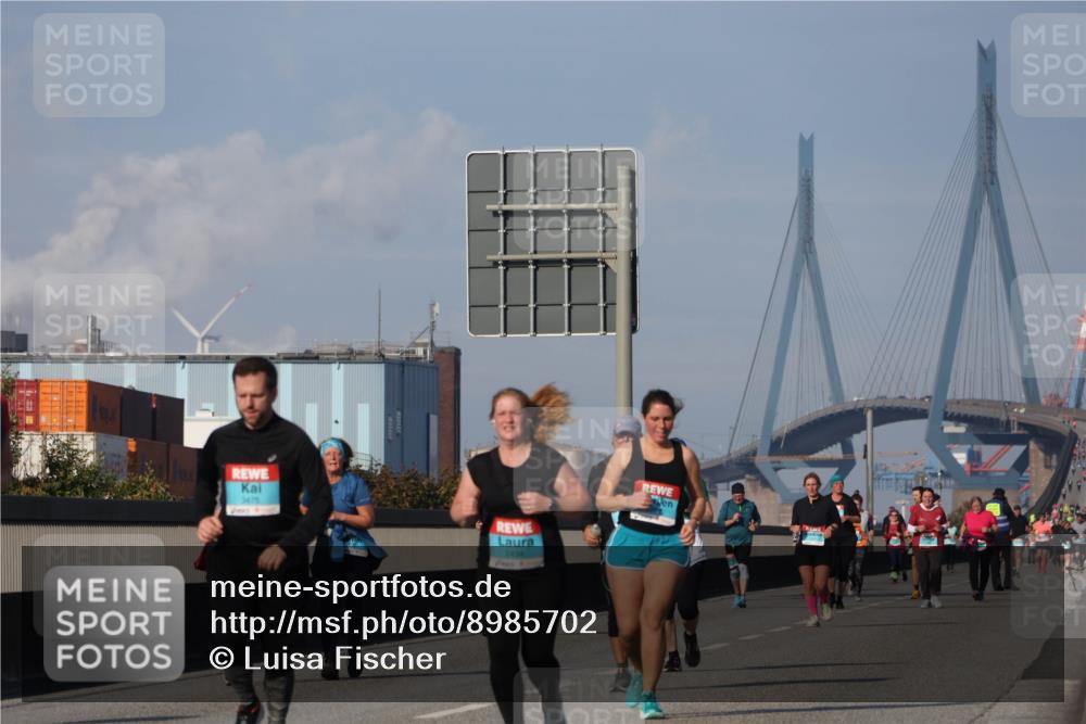 03.10.2025 - Köhlbrandbrückenlauf Luisa Fischer http://msf.ph/oto/8985702 03.10.2025 11:17:33 Position 3 3475, 2434 meine-sportfotos.de
