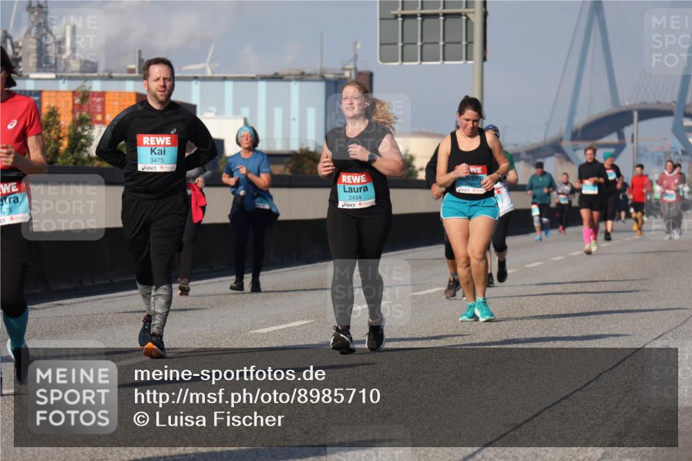 03.10.2025 - Köhlbrandbrückenlauf Luisa Fischer http://msf.ph/oto/8985710 03.10.2025 11:17:35 Position 3 575, 3475, 2434, 2261 meine-sportfotos.de