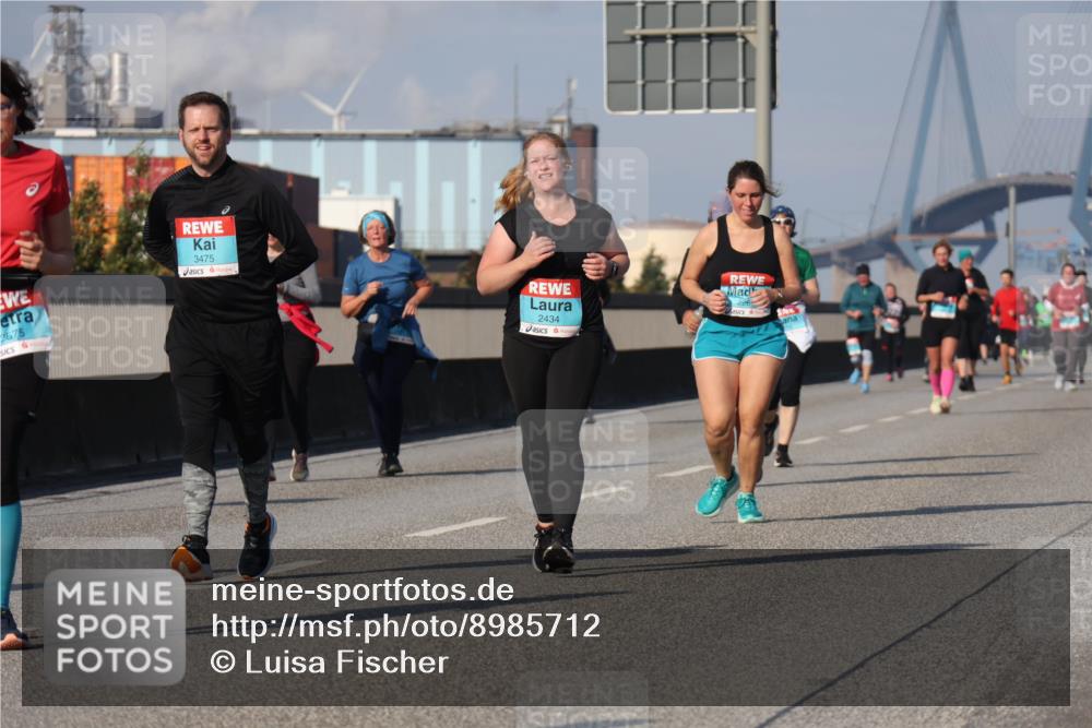 03.10.2025 - Köhlbrandbrückenlauf Luisa Fischer http://msf.ph/oto/8985712 03.10.2025 11:17:35 Position 3 2575, 3475, 2434 meine-sportfotos.de
