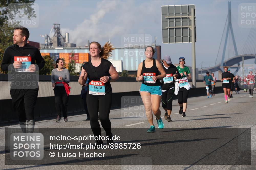 03.10.2025 - Köhlbrandbrückenlauf Luisa Fischer http://msf.ph/oto/8985726 03.10.2025 11:17:38 Position 3 3475, 2434, 2261 meine-sportfotos.de