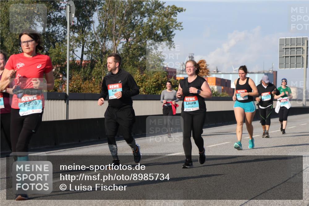 03.10.2025 - Köhlbrandbrückenlauf Luisa Fischer http://msf.ph/oto/8985734 03.10.2025 11:17:39 Position 3 2575, 2434 meine-sportfotos.de