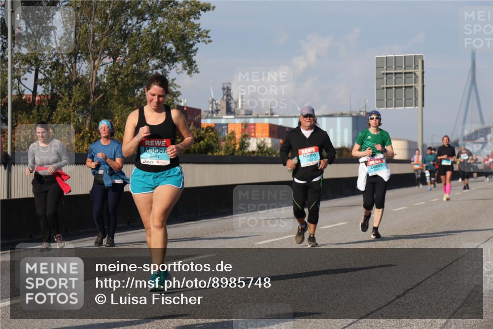 03.10.2025 - Köhlbrandbrückenlauf Luisa Fischer http://msf.ph/oto/8985748 03.10.2025 11:17:43 Position 3 2261, 2527 meine-sportfotos.de