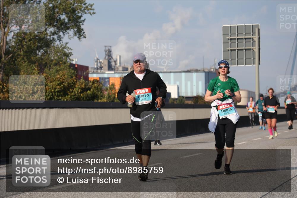 03.10.2025 - Köhlbrandbrückenlauf Luisa Fischer http://msf.ph/oto/8985759 03.10.2025 11:17:44 Position 3 2527, 8258 meine-sportfotos.de