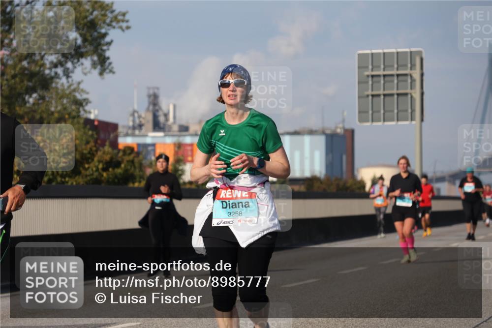 03.10.2025 - Köhlbrandbrückenlauf Luisa Fischer http://msf.ph/oto/8985777 03.10.2025 11:17:47 Position 3 3258 meine-sportfotos.de