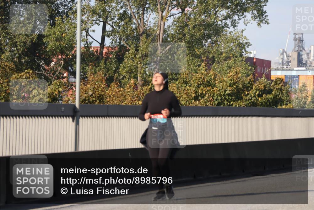 03.10.2025 - Köhlbrandbrückenlauf Luisa Fischer http://msf.ph/oto/8985796 03.10.2025 11:17:51 Position 3  meine-sportfotos.de