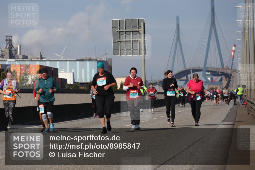 03.10.2025 - Köhlbrandbrückenlauf Luisa Fischer http://msf.ph/oto/8985847 03.10.2025 11:18:02 Position 3  meine-sportfotos.de