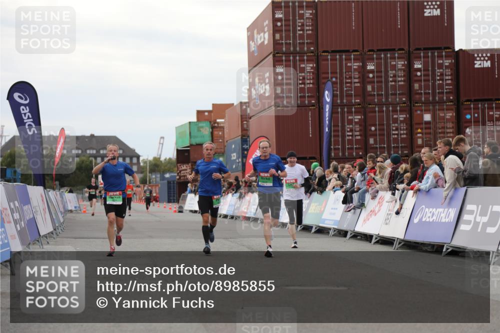 03.10.2025 - Köhlbrandbrückenlauf Yannick Fuchs http://msf.ph/oto/8985855 03.10.2025 15:58:07 Ziel 7029, 7352, 7577, 7614, 8761, 9223, 9224, 9227 meine-sportfotos.de