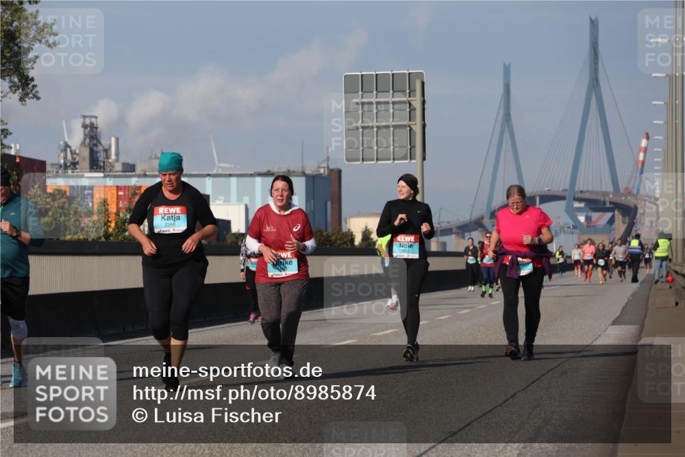 03.10.2025 - Köhlbrandbrückenlauf Luisa Fischer http://msf.ph/oto/8985874 03.10.2025 11:18:06 Position 3 2288, 2662 meine-sportfotos.de