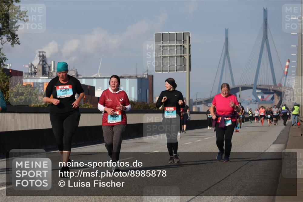 03.10.2025 - Köhlbrandbrückenlauf Luisa Fischer http://msf.ph/oto/8985878 03.10.2025 11:18:07 Position 3 2288, 1880, 2662 meine-sportfotos.de