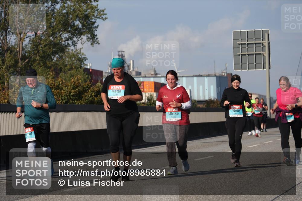 03.10.2025 - Köhlbrandbrückenlauf Luisa Fischer http://msf.ph/oto/8985884 03.10.2025 11:18:08 Position 3 433, 2288, 1880, 2662 meine-sportfotos.de