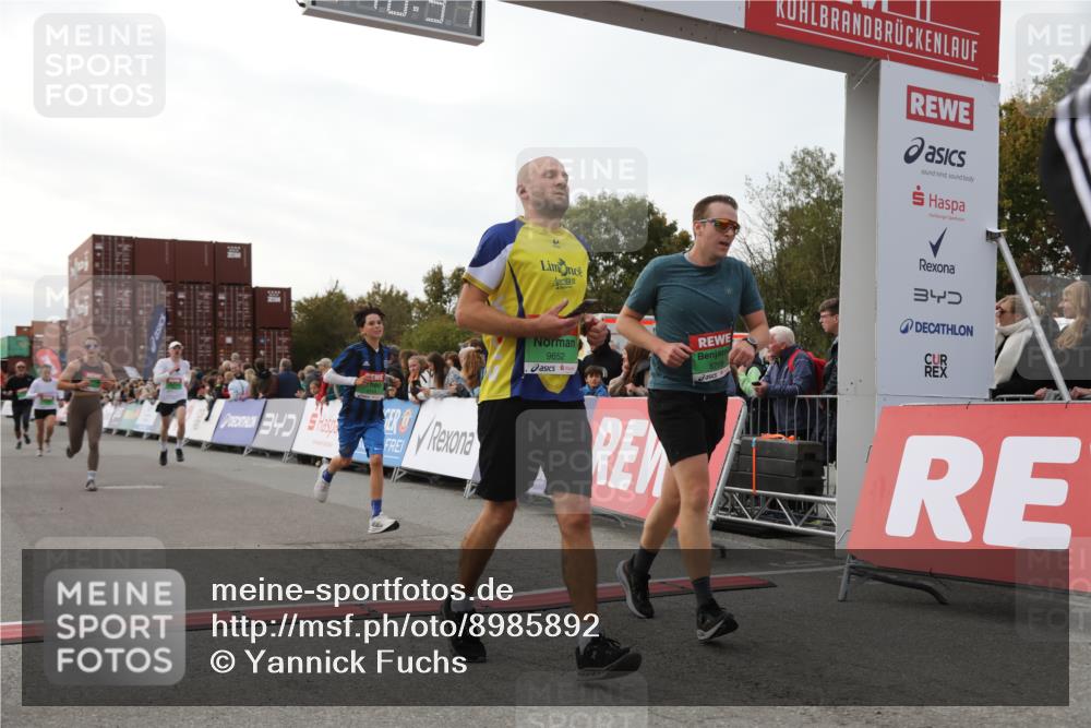 03.10.2025 - Köhlbrandbrückenlauf Yannick Fuchs http://msf.ph/oto/8985892 03.10.2025 16:10:36 Ziel 7112, 7534, 7543, 7549, 7552, 7562, 7844, 8153, 8798, 8950, 9652 meine-sportfotos.de
