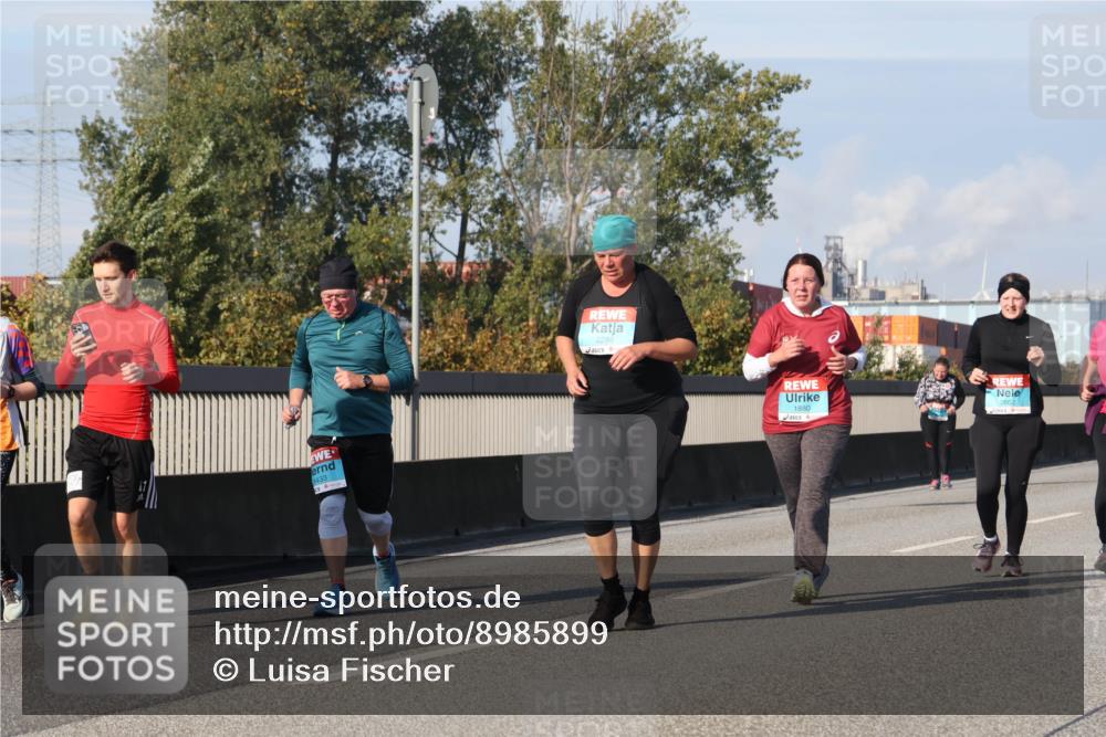 03.10.2025 - Köhlbrandbrückenlauf Luisa Fischer http://msf.ph/oto/8985899 03.10.2025 11:18:10 Position 3 3433, 2288, 1880, 2662 meine-sportfotos.de