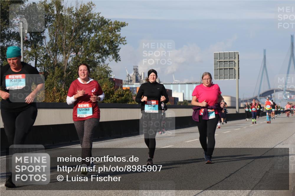 03.10.2025 - Köhlbrandbrückenlauf Luisa Fischer http://msf.ph/oto/8985907 03.10.2025 11:18:12 Position 3 2288, 1880, 2662 meine-sportfotos.de