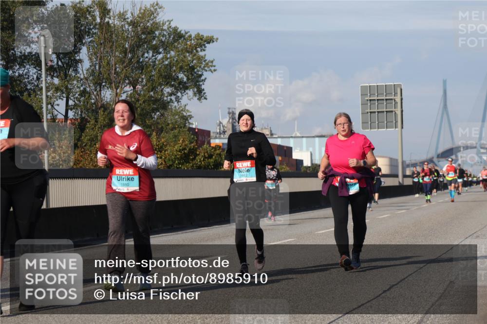 03.10.2025 - Köhlbrandbrückenlauf Luisa Fischer http://msf.ph/oto/8985910 03.10.2025 11:18:12 Position 3 1880, 2662 meine-sportfotos.de