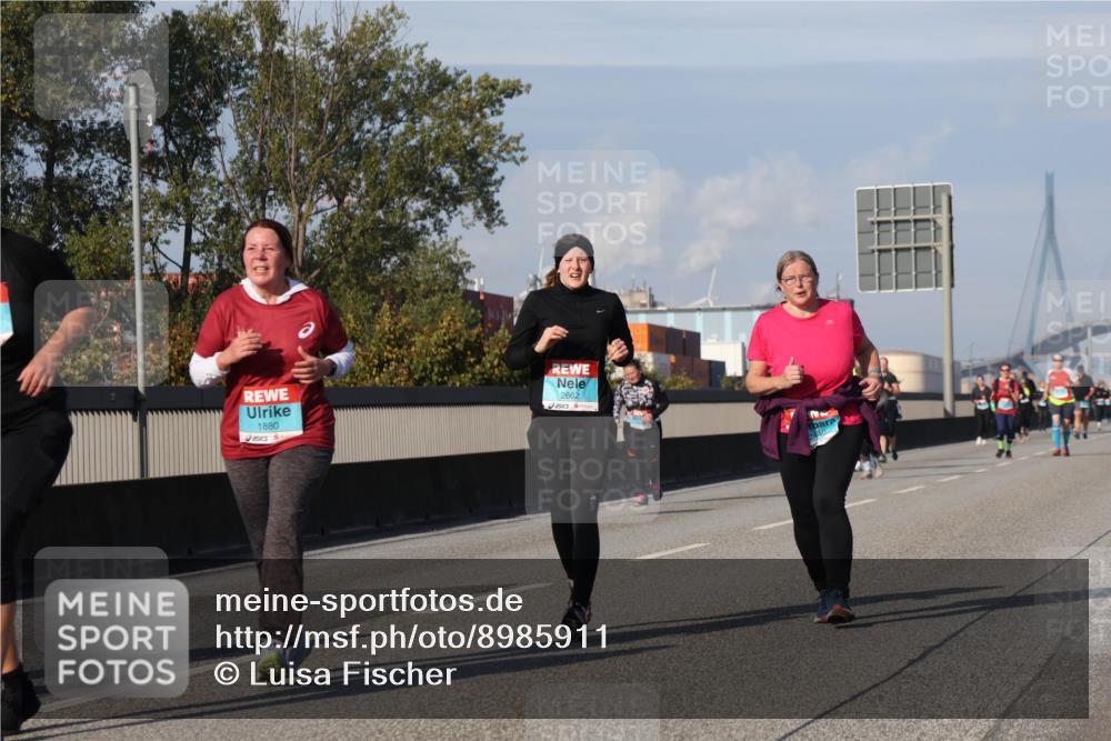 03.10.2025 - Köhlbrandbrückenlauf Luisa Fischer http://msf.ph/oto/8985911 03.10.2025 11:18:12 Position 3 1880, 2662 meine-sportfotos.de