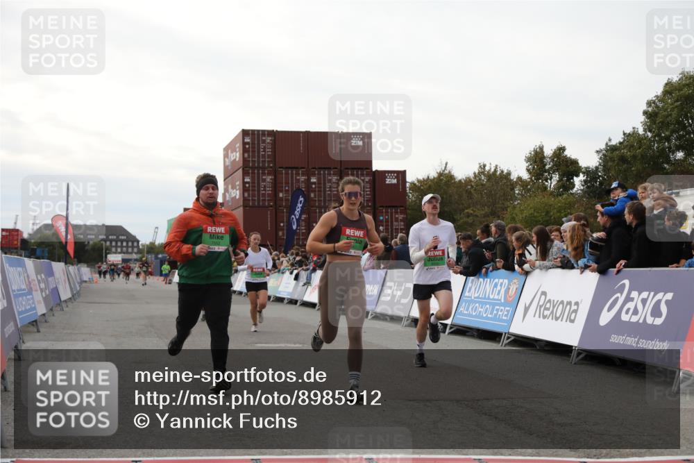 03.10.2025 - Köhlbrandbrückenlauf Yannick Fuchs http://msf.ph/oto/8985912 03.10.2025 16:10:37 Ziel 7534, 7543, 7549, 7552, 7562, 7844, 8153, 8798, 8950, 9652 meine-sportfotos.de