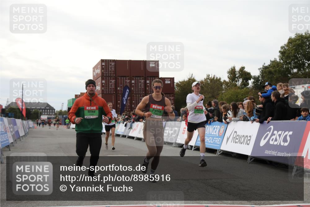 03.10.2025 - Köhlbrandbrückenlauf Yannick Fuchs http://msf.ph/oto/8985916 03.10.2025 16:10:37 Ziel 7534, 7543, 7549, 7552, 7562, 7844, 8153, 8798, 8950, 9652 meine-sportfotos.de