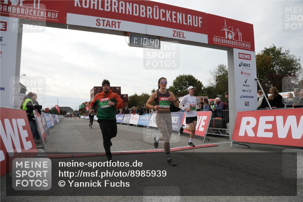 03.10.2025 - Köhlbrandbrückenlauf Yannick Fuchs http://msf.ph/oto/8985939 03.10.2025 16:10:38 Ziel 7534, 7549, 7552, 7562, 8153, 8798, 8950, 9652 meine-sportfotos.de