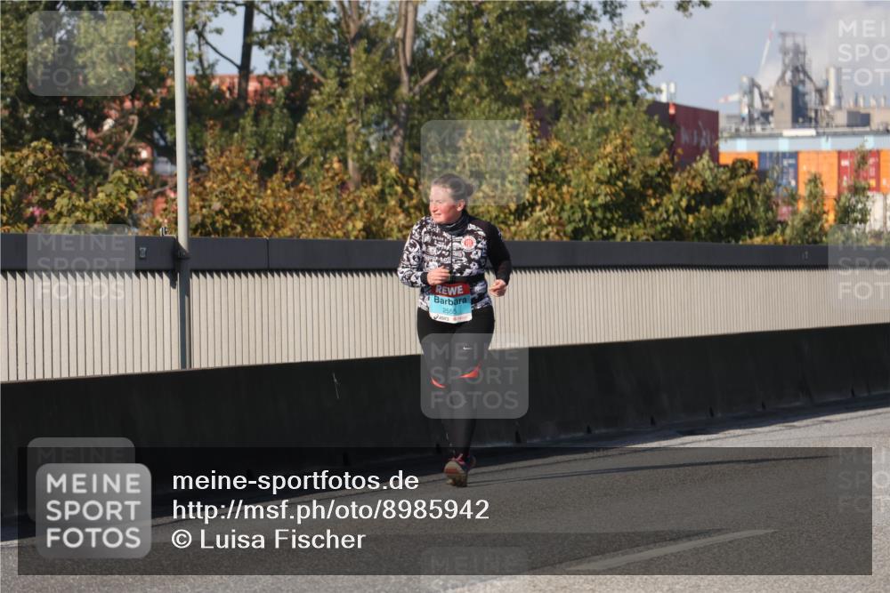 03.10.2025 - Köhlbrandbrückenlauf Luisa Fischer http://msf.ph/oto/8985942 03.10.2025 11:18:18 Position 3 2555 meine-sportfotos.de