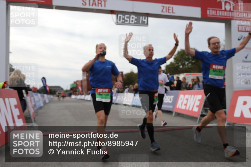 03.10.2025 - Köhlbrandbrückenlauf Yannick Fuchs http://msf.ph/oto/8985947 03.10.2025 15:58:12 Ziel 7096, 8761, 9223, 9224, 9227 meine-sportfotos.de