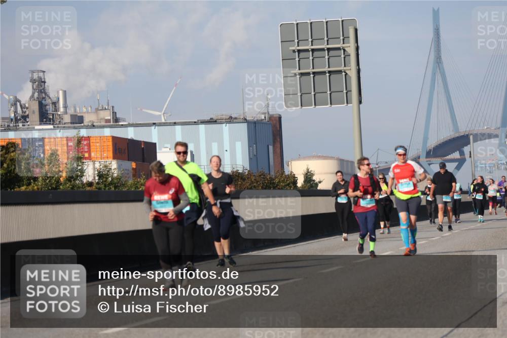 03.10.2025 - Köhlbrandbrückenlauf Luisa Fischer http://msf.ph/oto/8985952 03.10.2025 11:18:20 Position 3  meine-sportfotos.de