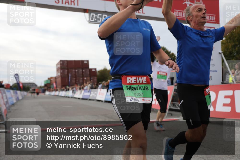 03.10.2025 - Köhlbrandbrückenlauf Yannick Fuchs http://msf.ph/oto/8985962 03.10.2025 15:58:13 Ziel 7096, 8761, 9223, 9224, 9227 meine-sportfotos.de