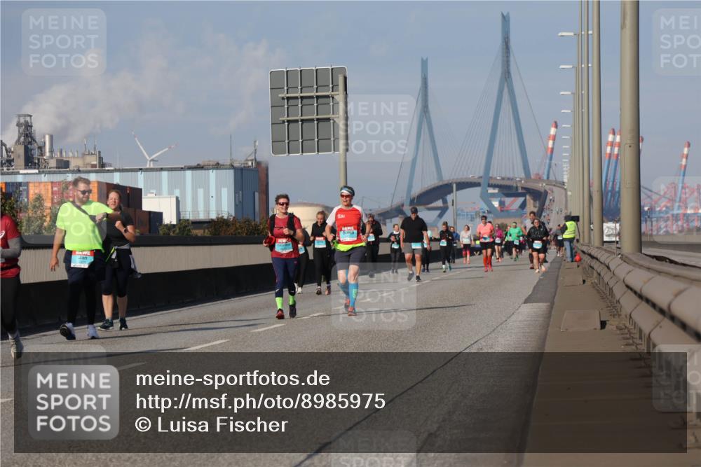 03.10.2025 - Köhlbrandbrückenlauf Luisa Fischer http://msf.ph/oto/8985975 03.10.2025 11:18:24 Position 3  meine-sportfotos.de