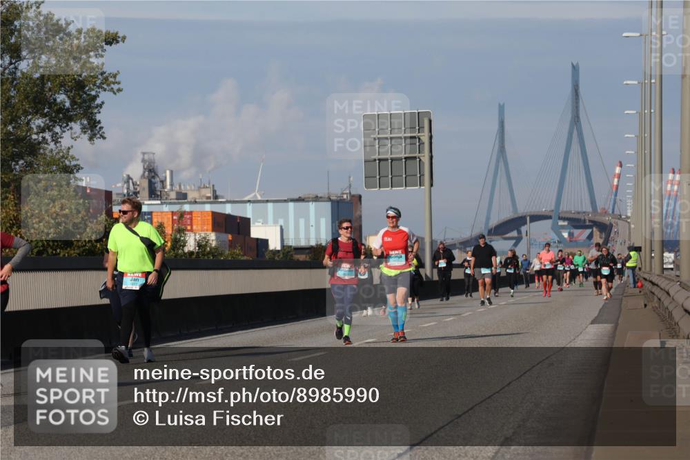 03.10.2025 - Köhlbrandbrückenlauf Luisa Fischer http://msf.ph/oto/8985990 03.10.2025 11:18:26 Position 3  meine-sportfotos.de