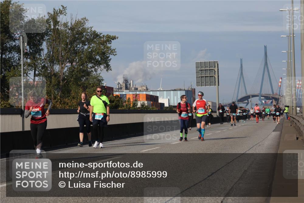 03.10.2025 - Köhlbrandbrückenlauf Luisa Fischer http://msf.ph/oto/8985999 03.10.2025 11:18:28 Position 3 530 meine-sportfotos.de