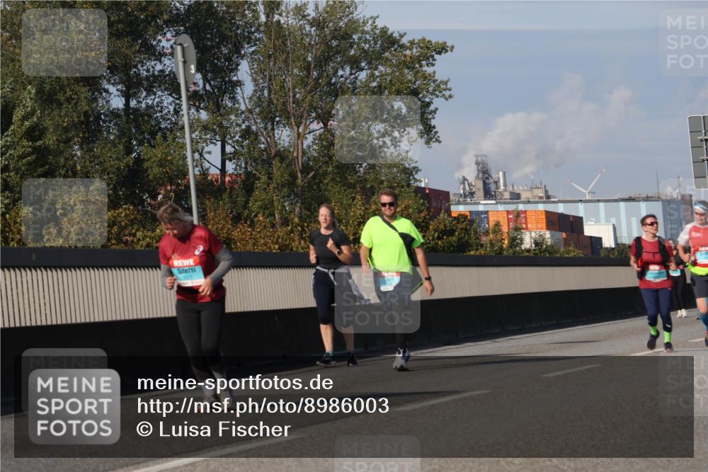 03.10.2025 - Köhlbrandbrückenlauf Luisa Fischer http://msf.ph/oto/8986003 03.10.2025 11:18:29 Position 3  meine-sportfotos.de