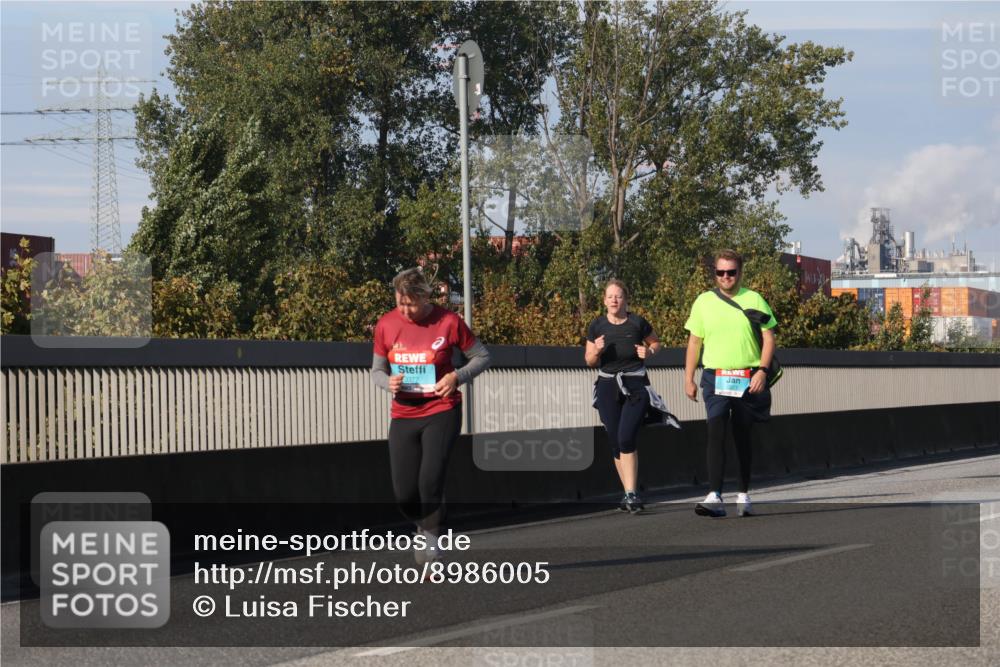 03.10.2025 - Köhlbrandbrückenlauf Luisa Fischer http://msf.ph/oto/8986005 03.10.2025 11:18:29 Position 3  meine-sportfotos.de