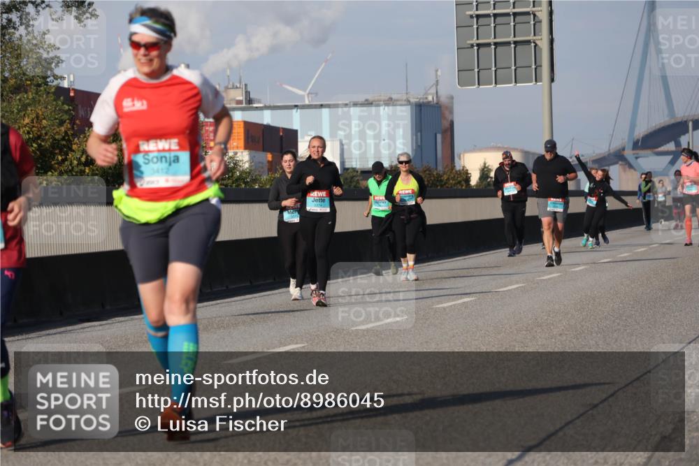 03.10.2025 - Köhlbrandbrückenlauf Luisa Fischer http://msf.ph/oto/8986045 03.10.2025 11:18:36 Position 3 3412 meine-sportfotos.de