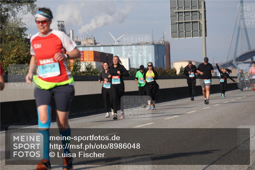 03.10.2025 - Köhlbrandbrückenlauf Luisa Fischer http://msf.ph/oto/8986048 03.10.2025 11:18:36 Position 3  meine-sportfotos.de