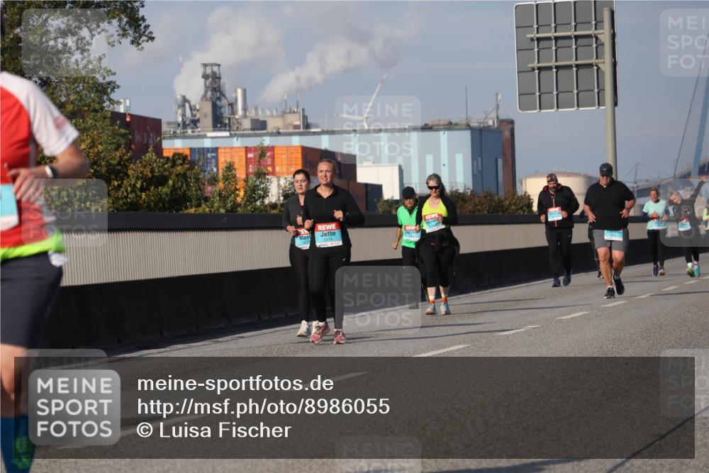 03.10.2025 - Köhlbrandbrückenlauf Luisa Fischer http://msf.ph/oto/8986055 03.10.2025 11:18:37 Position 3 3374 meine-sportfotos.de