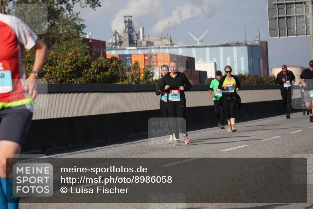03.10.2025 - Köhlbrandbrückenlauf Luisa Fischer http://msf.ph/oto/8986058 03.10.2025 11:18:38 Position 3 3374 meine-sportfotos.de