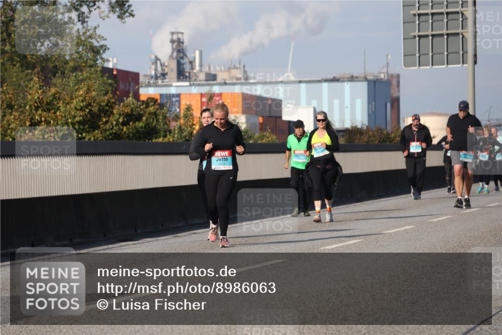 03.10.2025 - Köhlbrandbrückenlauf Luisa Fischer http://msf.ph/oto/8986063 03.10.2025 11:18:39 Position 3 3374 meine-sportfotos.de