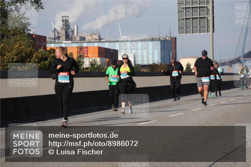 03.10.2025 - Köhlbrandbrückenlauf Luisa Fischer http://msf.ph/oto/8986072 03.10.2025 11:18:40 Position 3 3374, 3456, 2463 meine-sportfotos.de