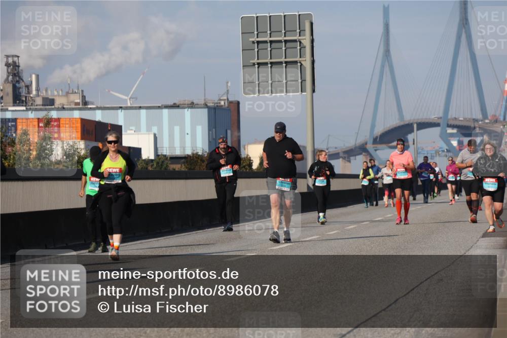 03.10.2025 - Köhlbrandbrückenlauf Luisa Fischer http://msf.ph/oto/8986078 03.10.2025 11:18:41 Position 3 263 meine-sportfotos.de