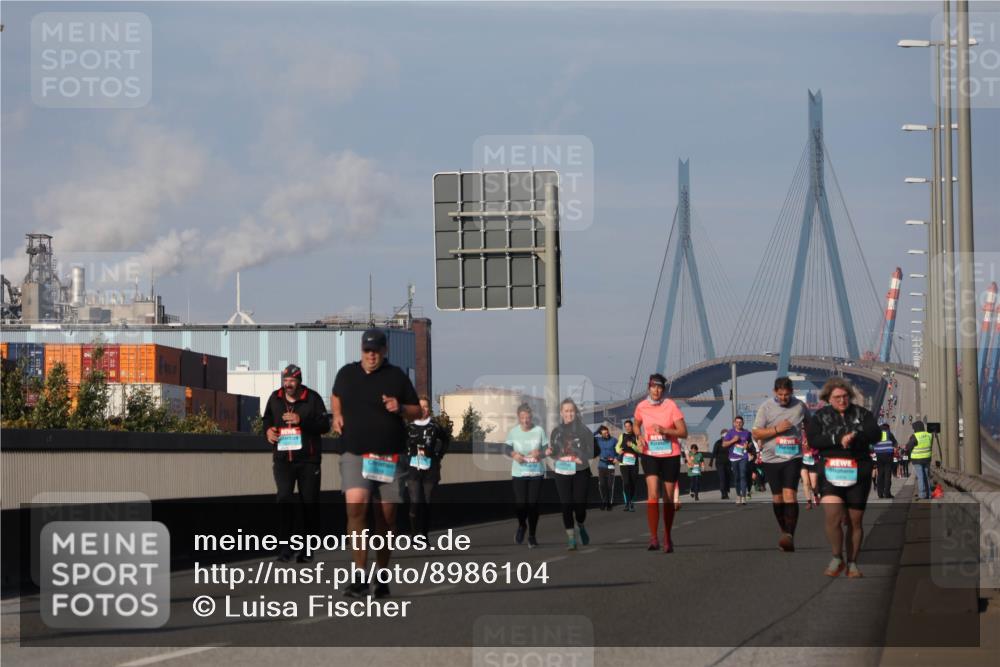03.10.2025 - Köhlbrandbrückenlauf Luisa Fischer http://msf.ph/oto/8986104 03.10.2025 11:18:46 Position 3  meine-sportfotos.de