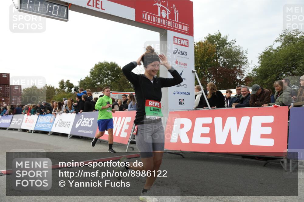 03.10.2025 - Köhlbrandbrückenlauf Yannick Fuchs http://msf.ph/oto/8986122 03.10.2025 16:10:59 Ziel 7226, 7834, 8220, 8490, 8775, 8776, 8923, 9201, 9474 meine-sportfotos.de