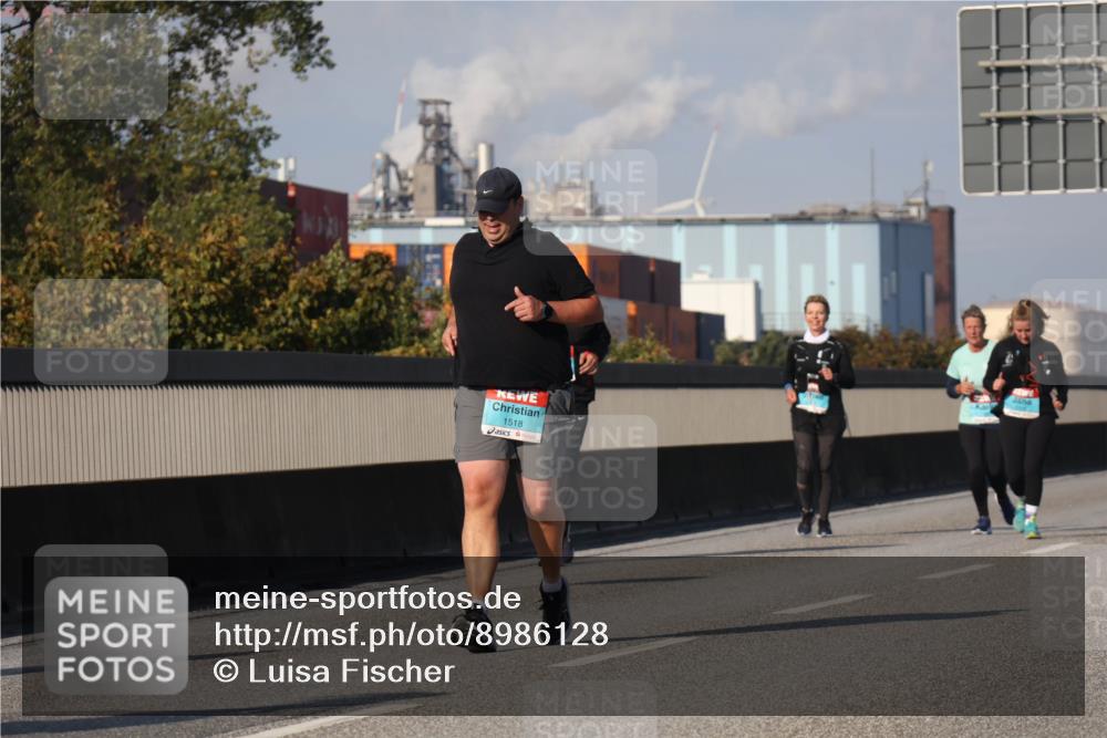 03.10.2025 - Köhlbrandbrückenlauf Luisa Fischer http://msf.ph/oto/8986128 03.10.2025 11:18:50 Position 3 1518 meine-sportfotos.de