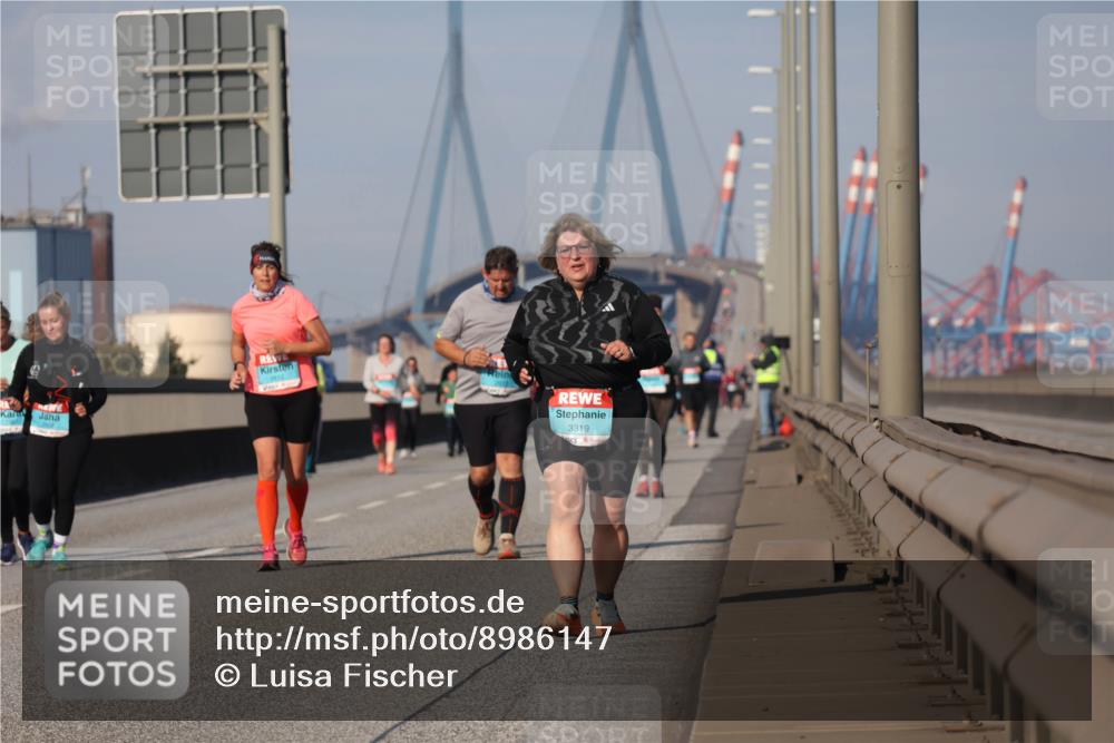 03.10.2025 - Köhlbrandbrückenlauf Luisa Fischer http://msf.ph/oto/8986147 03.10.2025 11:18:53 Position 3 3319 meine-sportfotos.de
